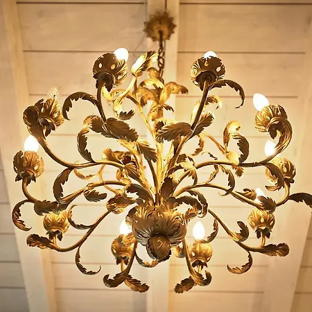 Archi Oda ve Kahvaltı 4*