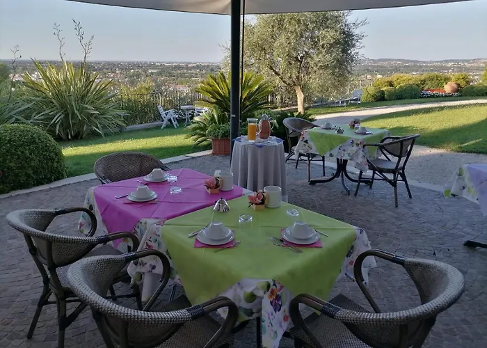 Villa Archi B&B Bed & Breakfast 4*
